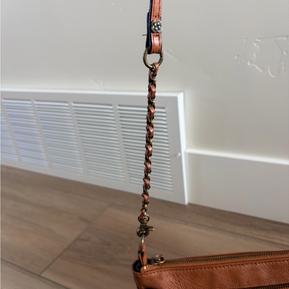 Elliott Lucca Brown Leather Convertible Crossbody Purse - Picture 6 of 8